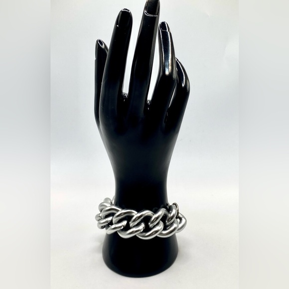 Vintage ERWIN PEARL SIGNED CHUNKY SATIN SILVER TONE RUNWAY CHAIN LINK BRACELET - Picture 5 of 9